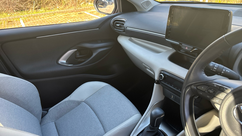 Toyota Yaris 1.5 Hybrid Excel 5dr CVT Hybrid Hatchback